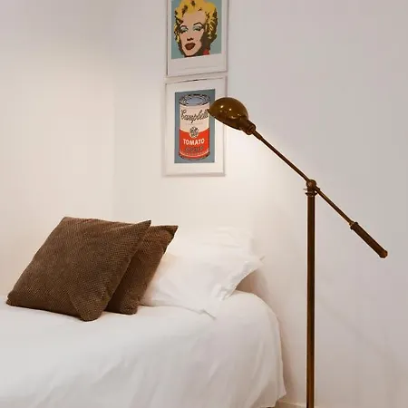Altido Perfectly Stylish 2-Br Apartment With Terrace شقة Lisboa