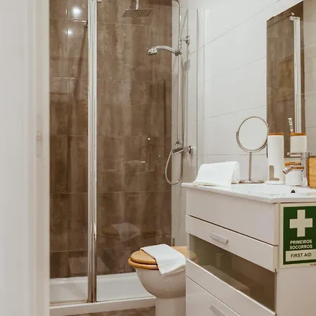 شقة Altido Perfectly Stylish 2-Br Apartment With Terrace